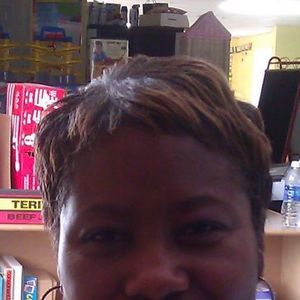 Meet your Posher, Annette